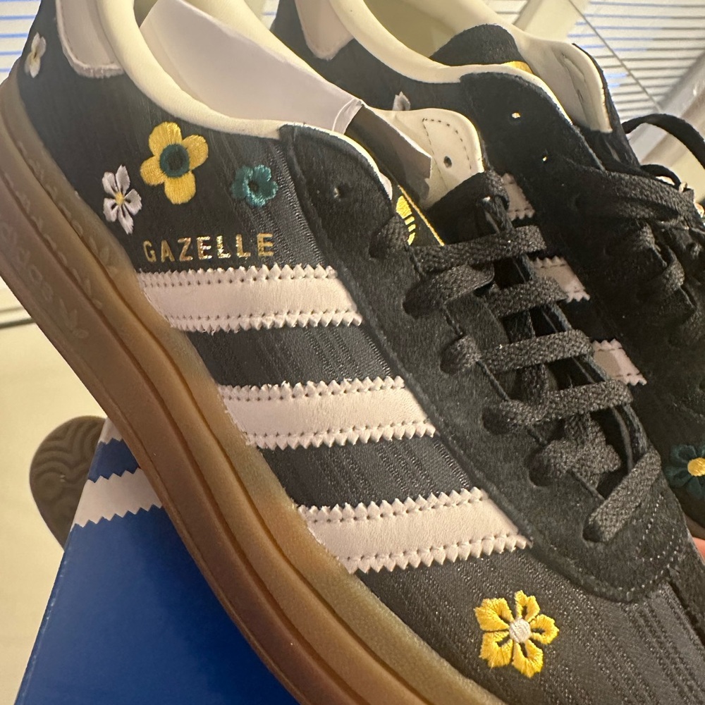 Adidas Originals x Liberty London Gazelle Bold - Picture 8 of 10